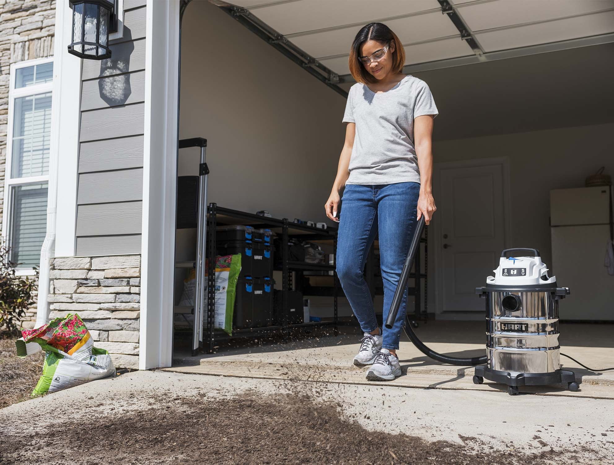 6-Gallon 5 Peak HP Stainless Steel Wet/Dry Vacuum with Complimentary Car Cleaning Kit