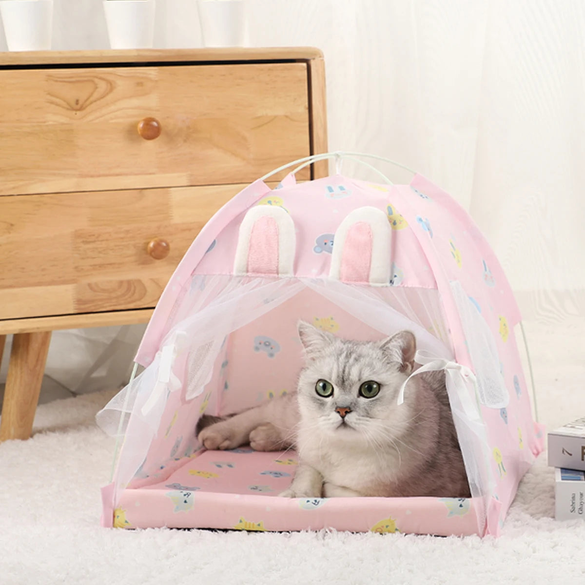 Luxury Pet Tent Bed for Cats - Cozy Winter Cushions and Accessories for Comfort and Style