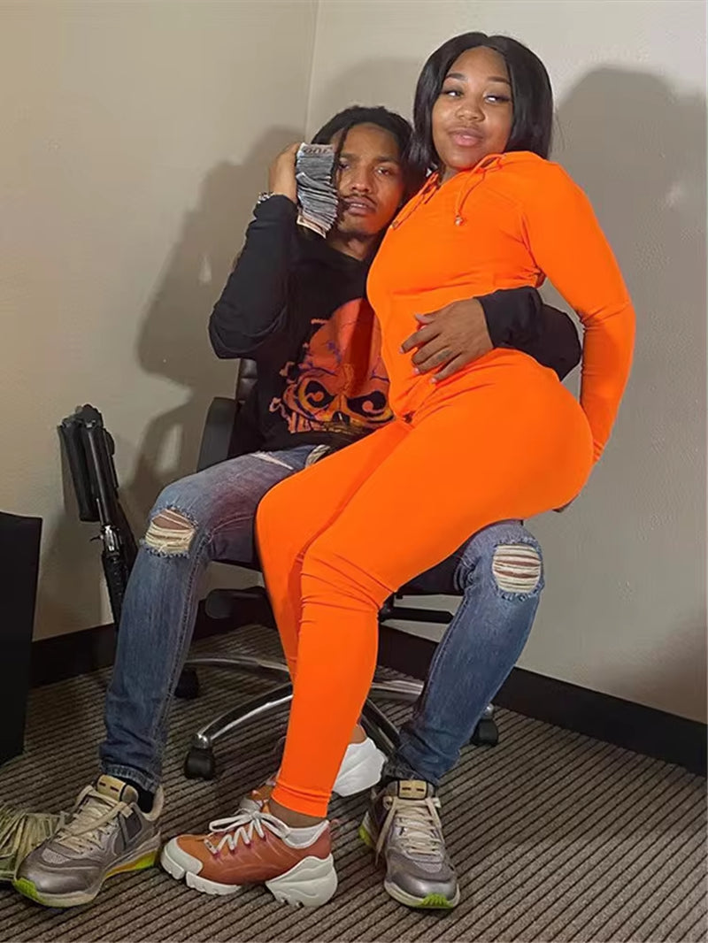 Women's Autumn Two-Piece Set: Long Sleeve Hooded Jacket with Zipper Pockets and Matching Stretch Leggings for Activewear