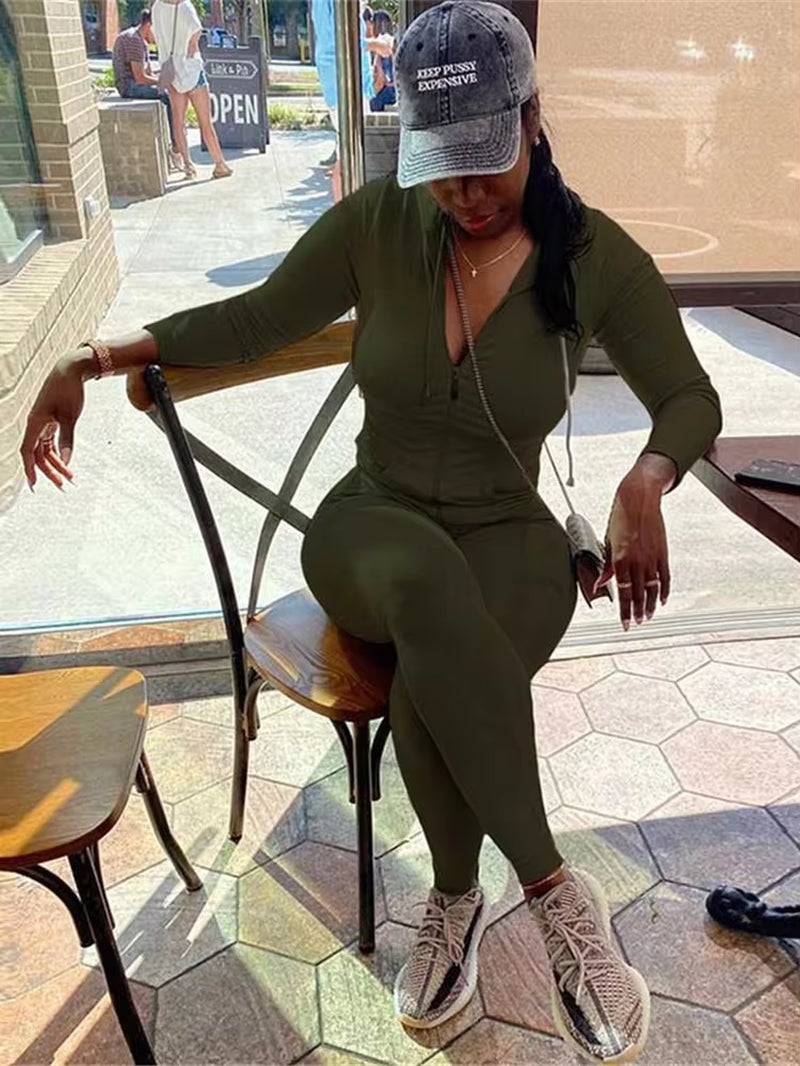 Women's Autumn Two-Piece Set: Long Sleeve Hooded Jacket with Zipper Pockets and Matching Stretch Leggings for Activewear