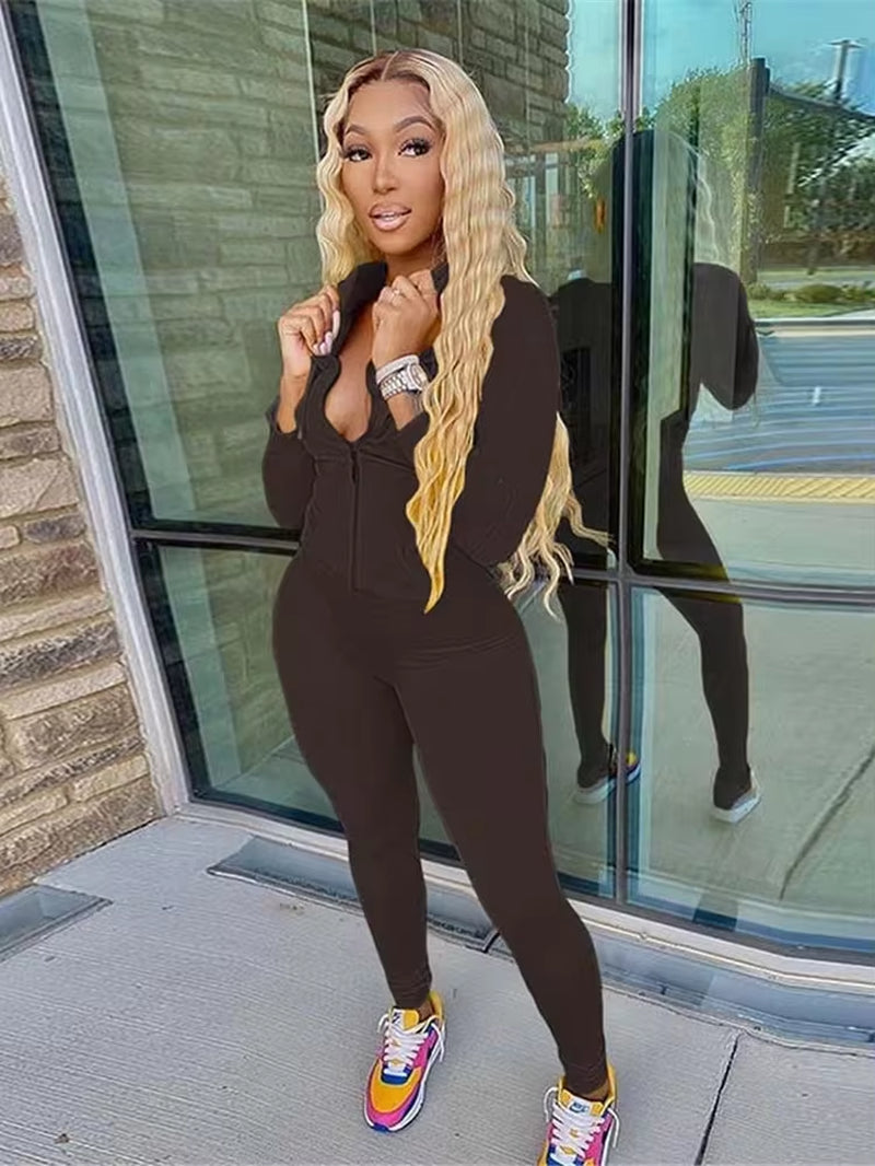 Women's Autumn Two-Piece Set: Long Sleeve Hooded Jacket with Zipper Pockets and Matching Stretch Leggings for Activewear