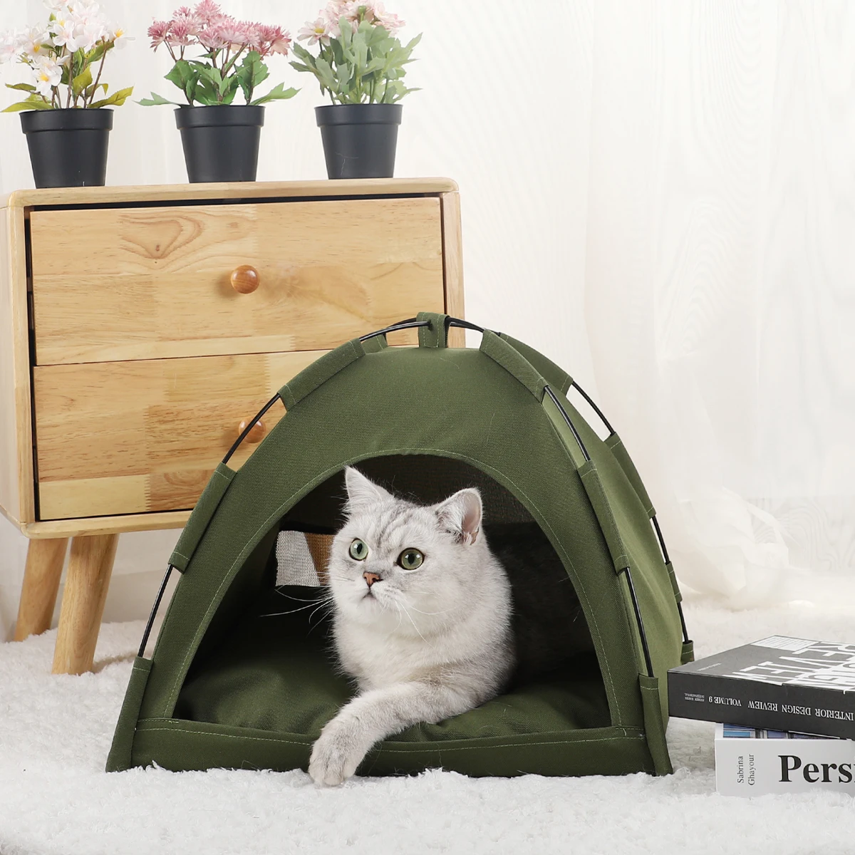 Luxury Pet Tent Bed for Cats - Cozy Winter Cushions and Accessories for Comfort and Style