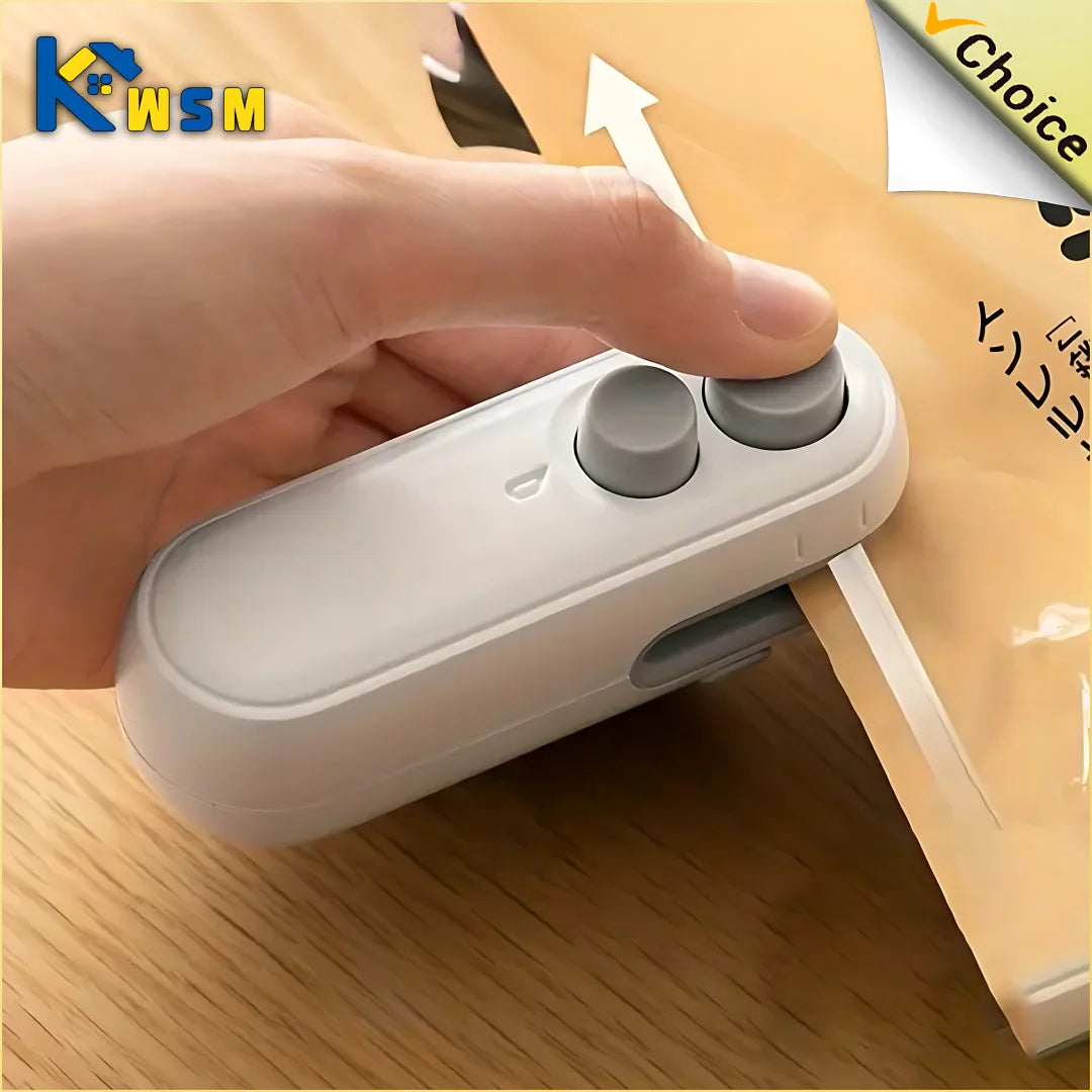 Rechargeable 2-in-1 Portable Mini Heat Sealer and Vacuum Sealer for Snacks and Plastic Bags